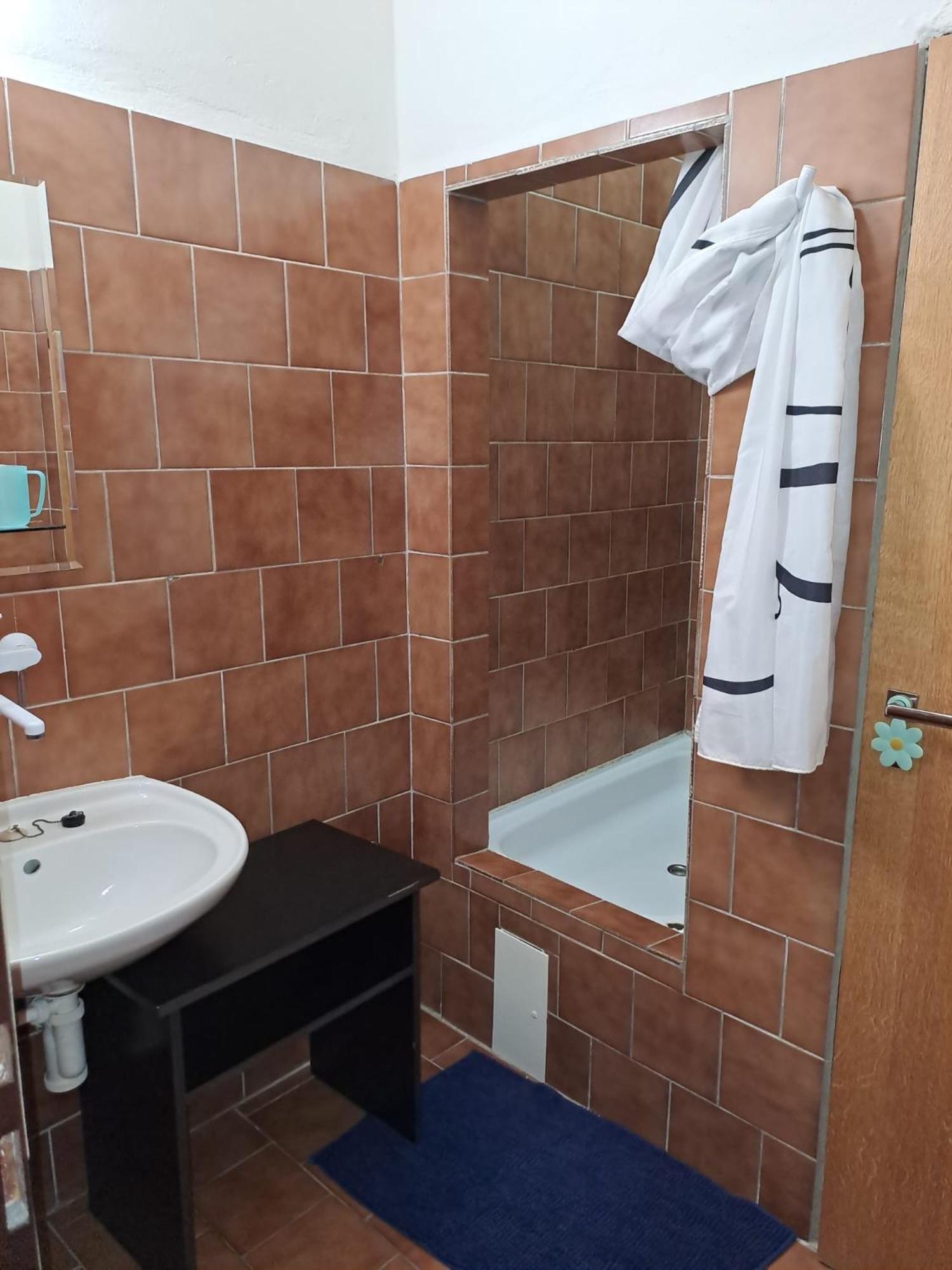 Hotel Kamenny Vrch 호무토프 외부 사진