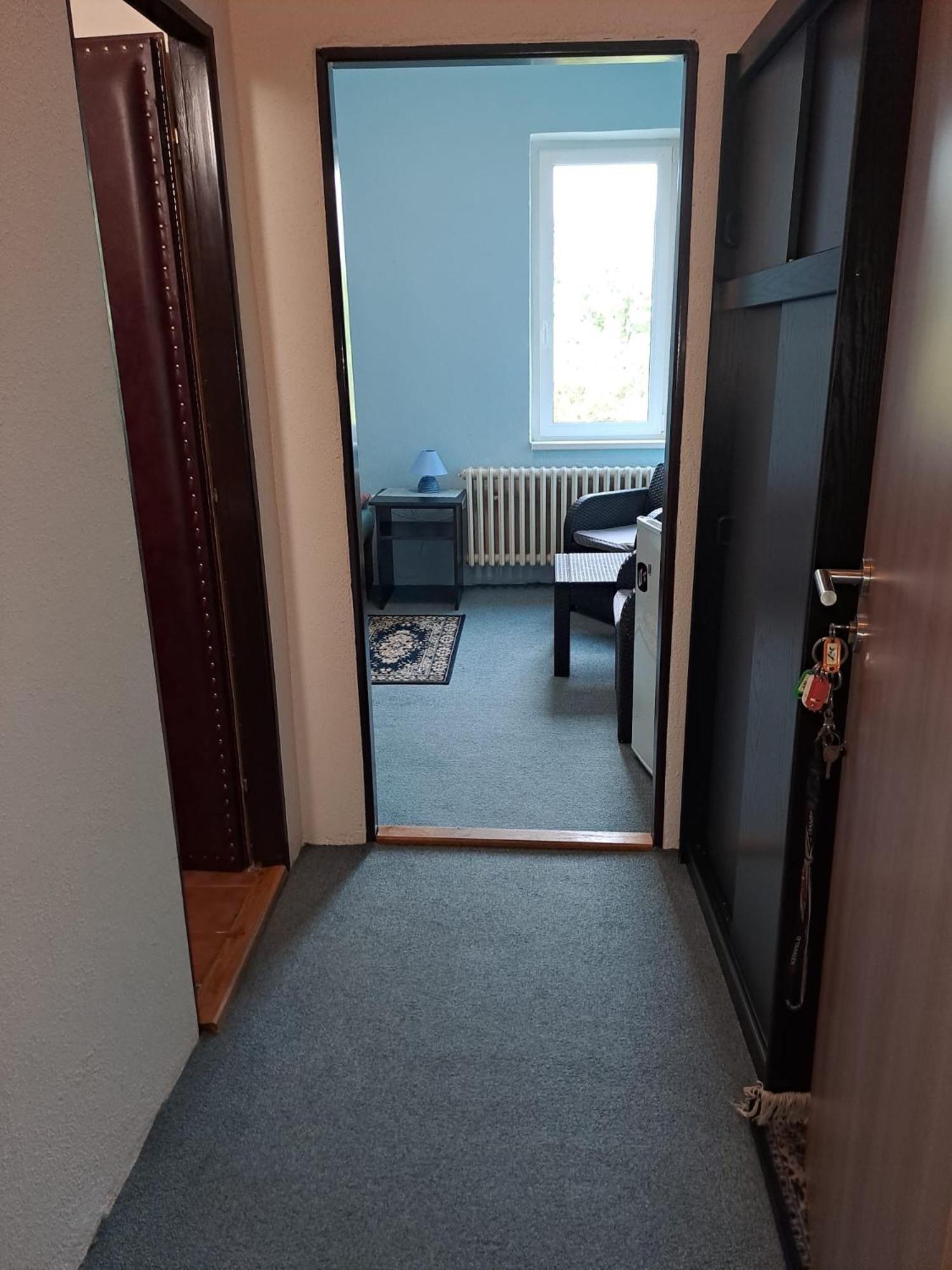 Hotel Kamenny Vrch 호무토프 외부 사진